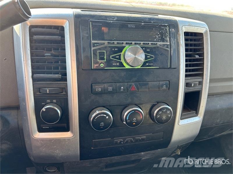 Dodge Ram 2500 Прочие фургоны