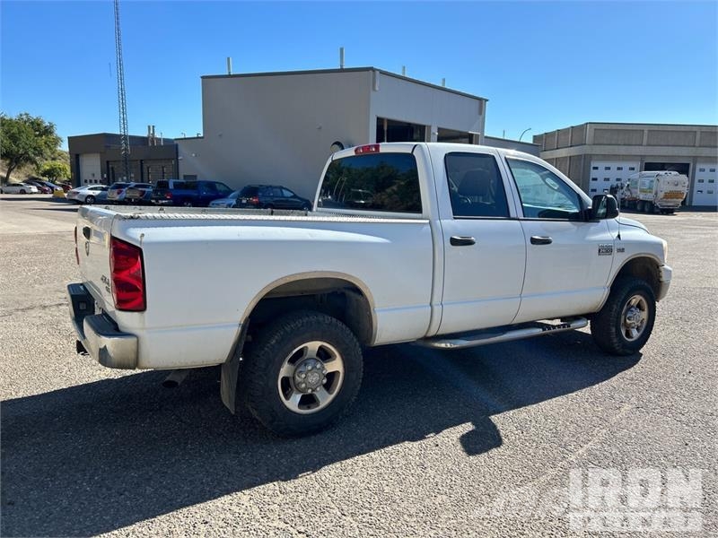 Dodge Ram 2500 Прочие фургоны