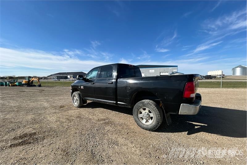Dodge Ram 2500 Прочие фургоны