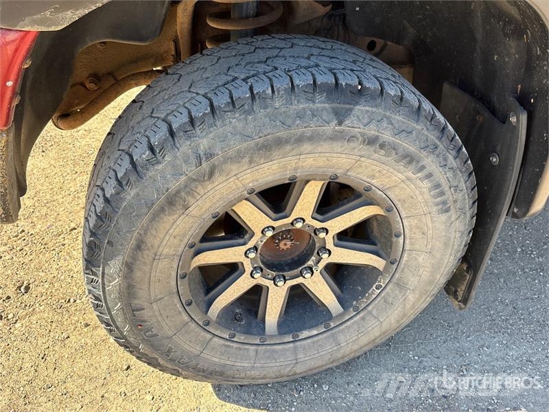 Dodge Ram 2500 4x4 Crew Cab Flatbed Truck Flatbed / Dropside trucks