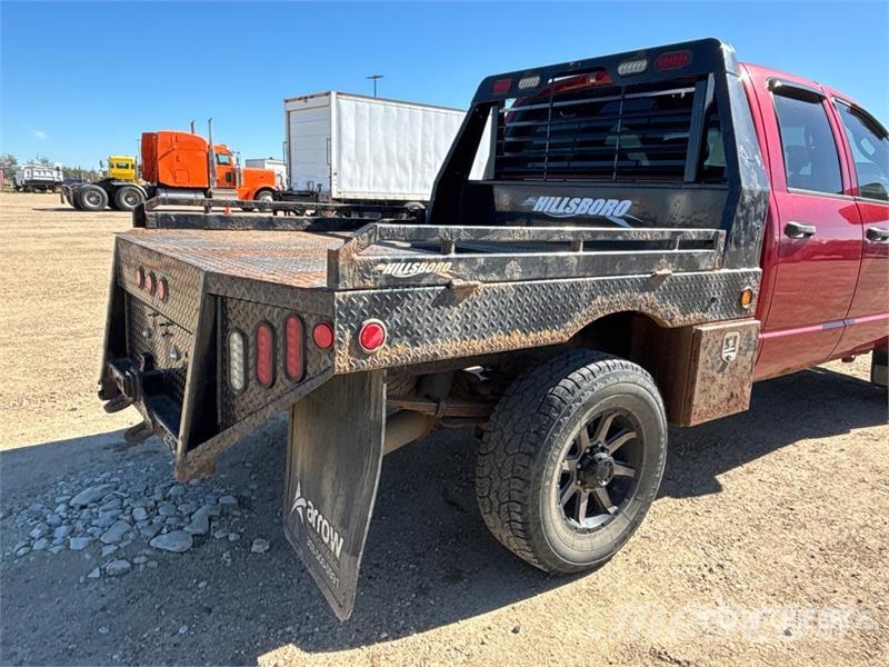 Dodge Ram 2500 4x4 Extended Cab Flatbed Truck Flakbilar