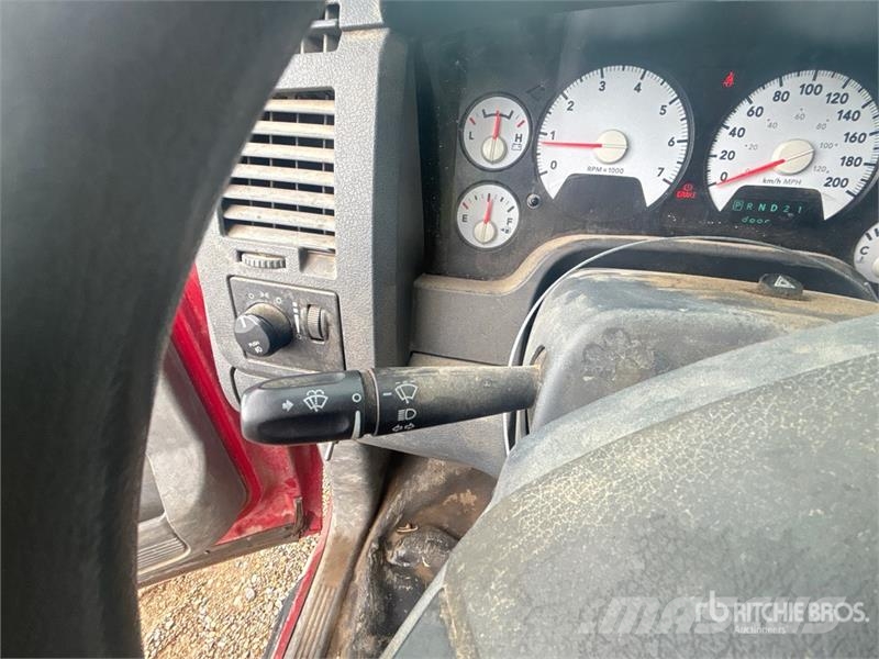 Dodge Ram 3500 4x4 Crew Cab Flatbed Truck Camiones plataforma