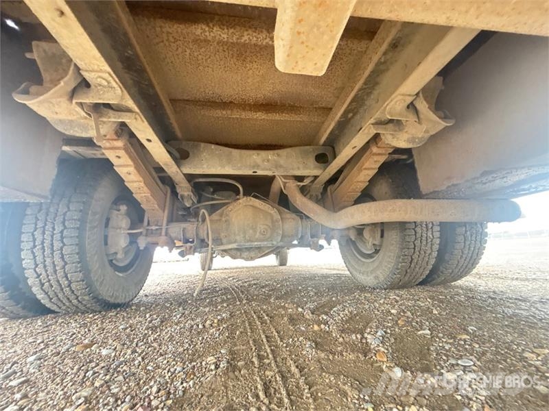 Dodge Ram 3500 4x4 Crew Cab Flatbed Truck Camiones plataforma