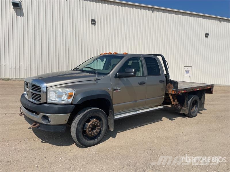 Dodge Ram 4500 Platte bakwagens