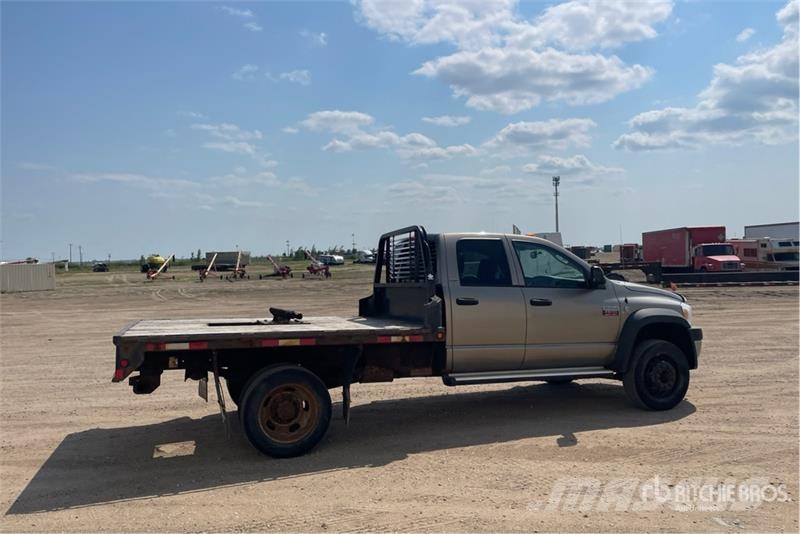 Dodge Ram 4500 Platte bakwagens