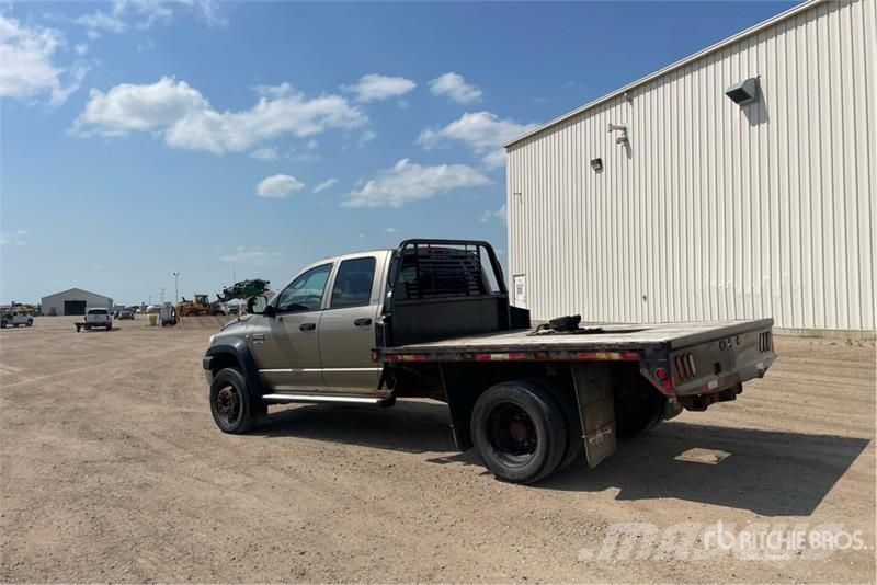 Dodge Ram 4500 Platte bakwagens