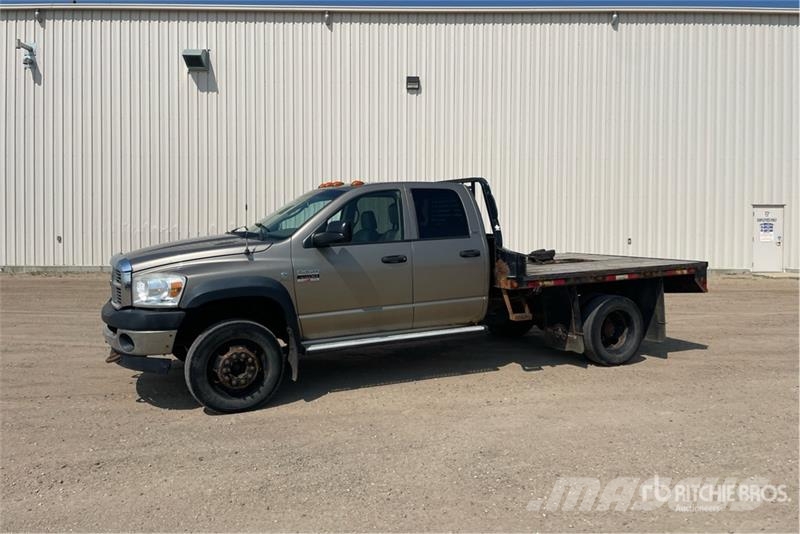 Dodge Ram 4500 Platte bakwagens