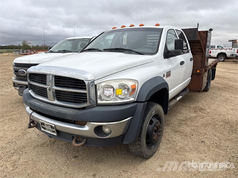 Dodge Ram 5500 Flatbed / Dropside trucks