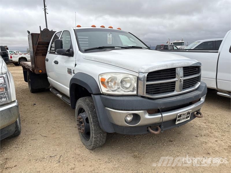 Dodge Ram 5500 Flatbed / Dropside trucks