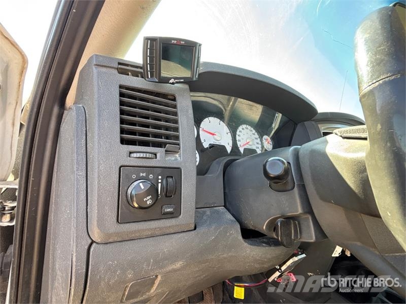 Dodge Ram 5500 Pickup/Sideaflæsning