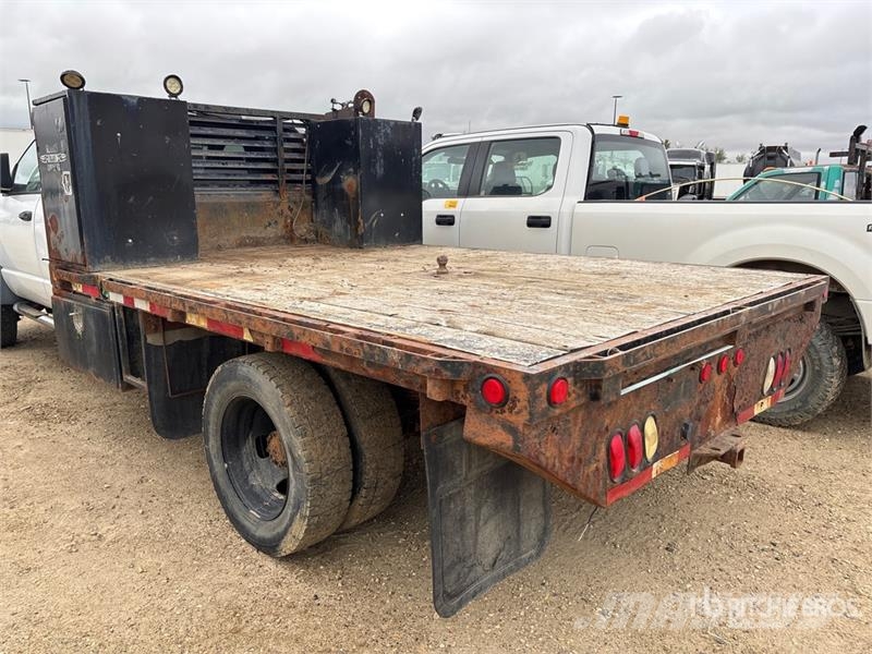 Dodge Ram 5500 Flatbed / Dropside trucks