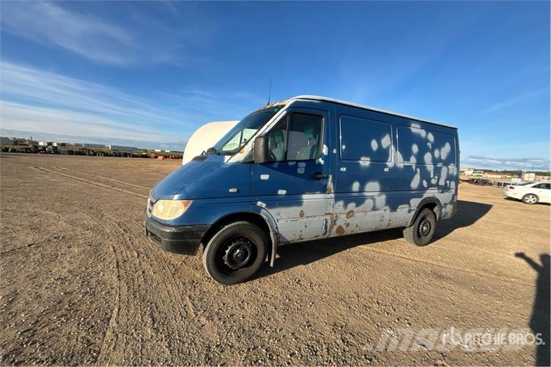 Dodge Sprinter 2500 Cargo Van Lieferwagen