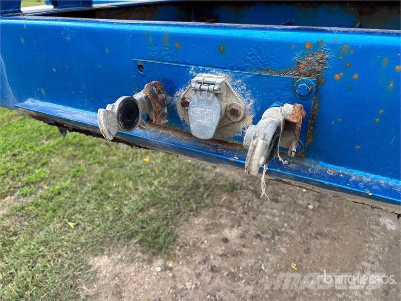 Doepker 26 ft Super B-Train Lead Grain Trailer Viljavankrid