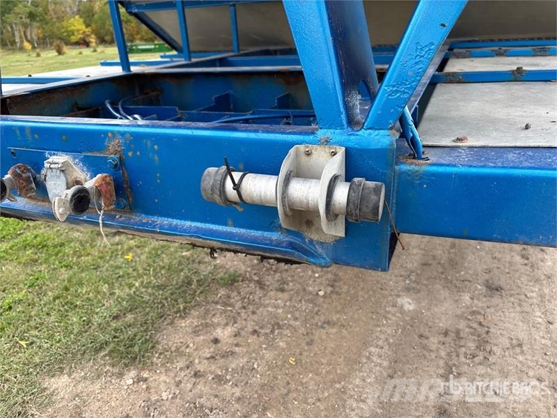 Doepker 26 ft Super B-Train Lead Grain Trailer Viljavankrid