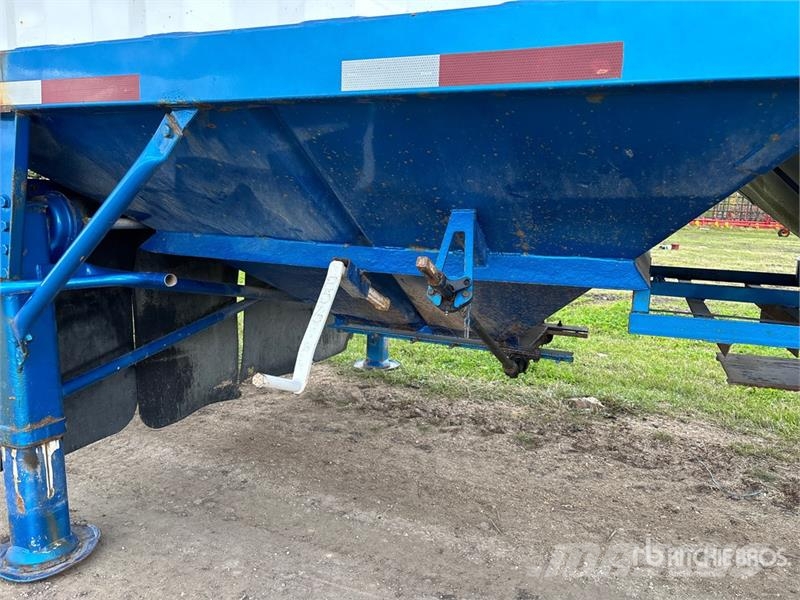 Doepker 26 ft Super B-Train Lead Grain Trailer Viljavankrid