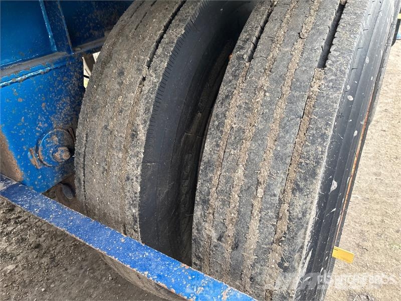 Doepker 26 ft Super B-Train Lead Grain Trailer Viljavankrid
