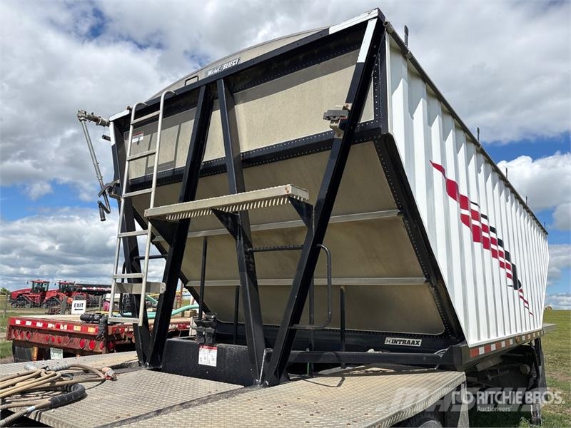 Doepker 27 ft Tri/A Super B-Train Lead Grain Trailer Transbordeur