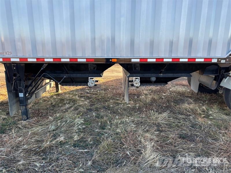 Doepker 28 ft Super B-Train Lead Belly Grain Trailer مقطورة حبوب