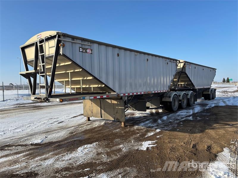 Doepker 28 ft Super B-Train Lead Belly Grain Trailer مقطورة حبوب