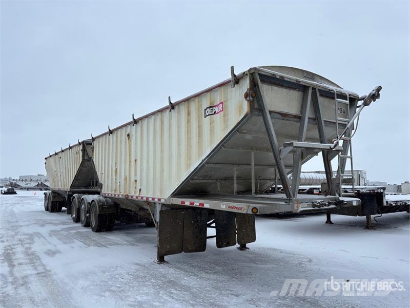 Doepker 28 ft Super B-Train Lead Grain Trailer Transbordeur