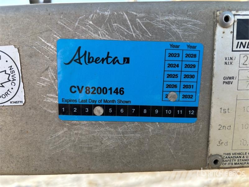 Doepker 28 ft Super B-Train Lead Belly Grain Trailer مقطورة حبوب