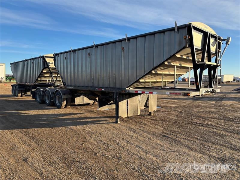 Doepker 28 ft Super B-Train Lead Belly Grain Trailer Grūdų vežimėliai