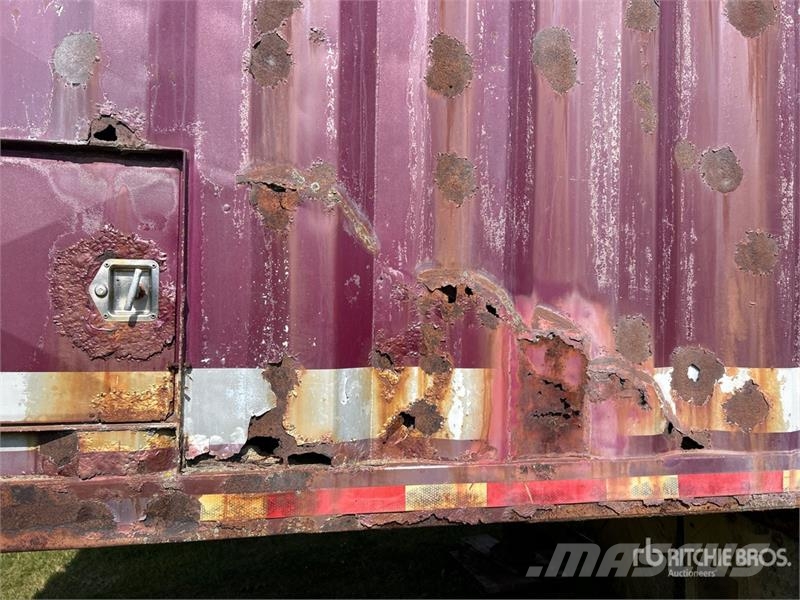 Doepker 28 ft Super B-Train Lead Grain Trailer (Inoperable Graantransportwagen