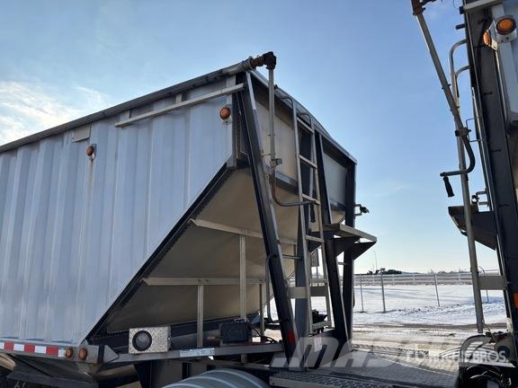 Doepker 28 ft Super B-Train Lead Belly Grain Trailer مقطورة حبوب