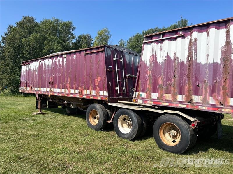 Doepker 28 ft Super B-Train Lead Grain Trailer (Inoperable Graantransportwagen