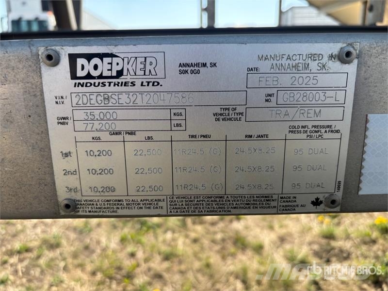 Doepker 28 ft Super B-Train Lead Belly Grain Trailer Grain / Silage Trailers