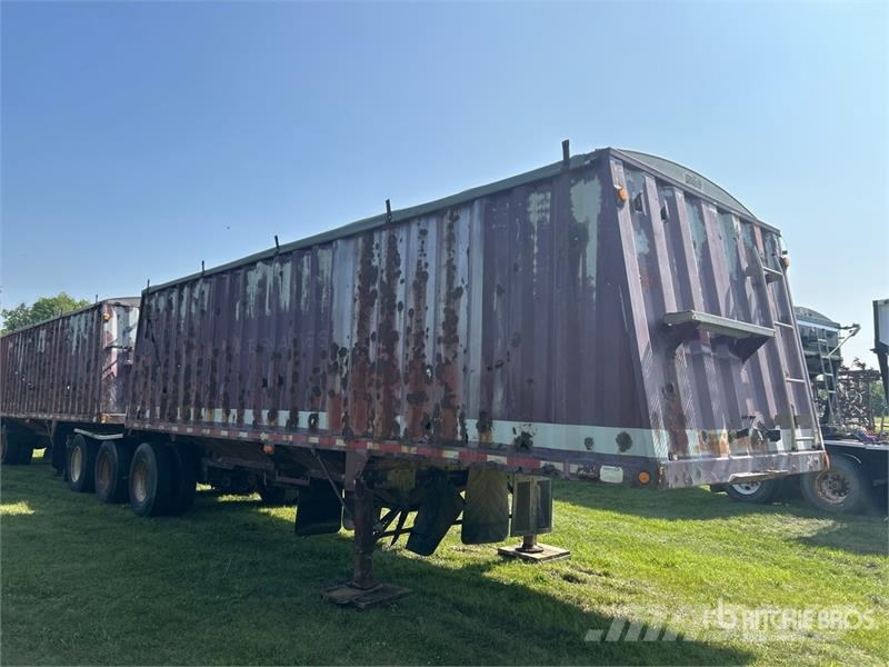 Doepker 28 ft Super B-Train Lead Grain Trailer (Inoperable Graantransportwagen