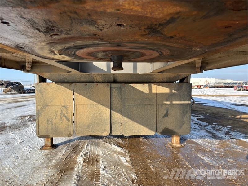 Doepker 28 ft Super B-Train Lead Belly Grain Trailer مقطورة حبوب
