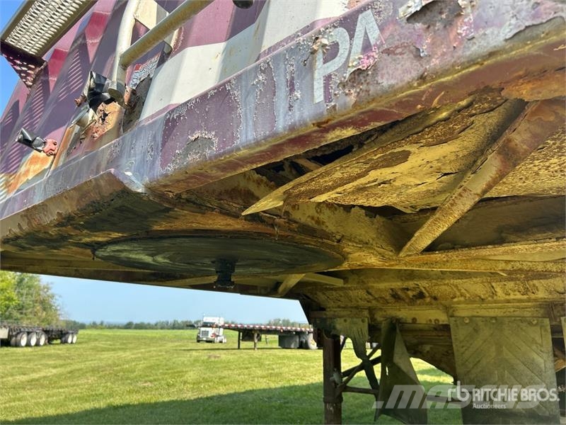 Doepker 28 ft Super B-Train Lead Grain Trailer (Inoperable Graantransportwagen