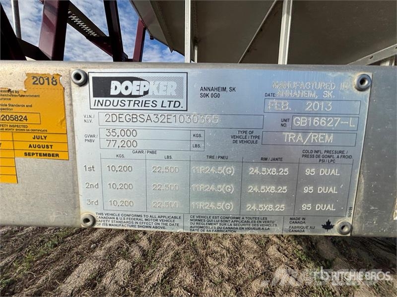 Doepker 28 ft Tri/A Super B-Train Lead Grain Trailer Prikolice za zrno