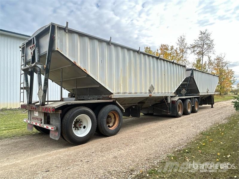 Doepker 28 ft Tri/A Super B-Train Lead Grain Trailer Kornhengere