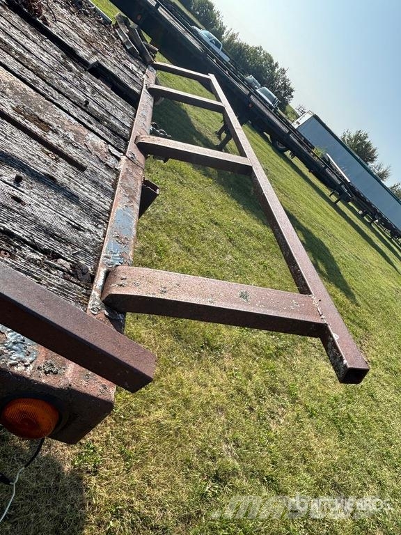 Doepker 28 ft Tri/A Super B-Train Lead Flatbed Trailer Platformas/izkraušana no sāniem