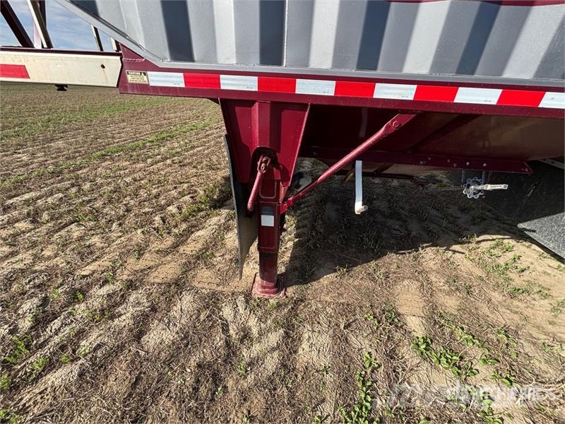 Doepker 28 ft Tri/A Super B-Train Lead Grain Trailer Prikolice za zrno