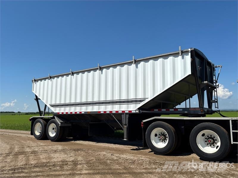 Doepker 29 ft Tri/A Super B-Train Lead Grain Trailer 곡물용 카트