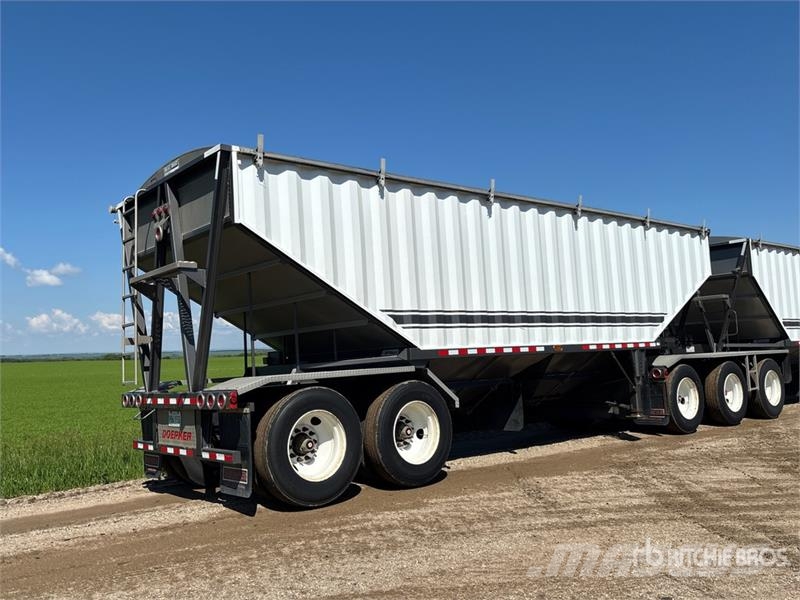 Doepker 29 ft Tri/A Super B-Train Lead Grain Trailer 곡물용 카트