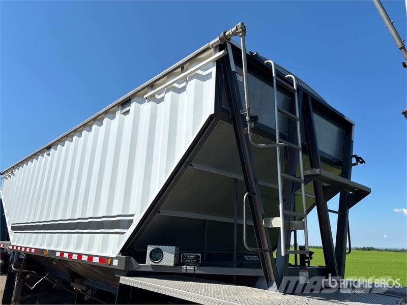 Doepker 29 ft Tri/A Super B-Train Lead Grain Trailer 곡물용 카트