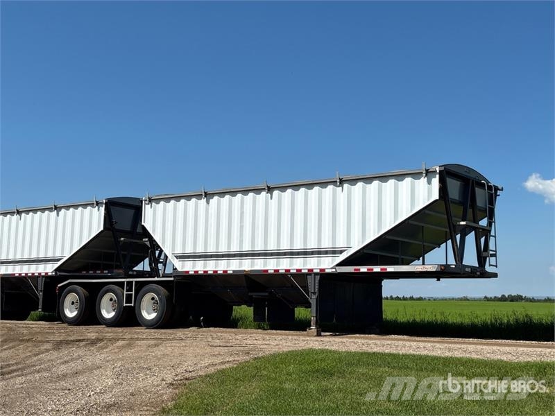 Doepker 29 ft Tri/A Super B-Train Lead Grain Trailer 곡물용 카트