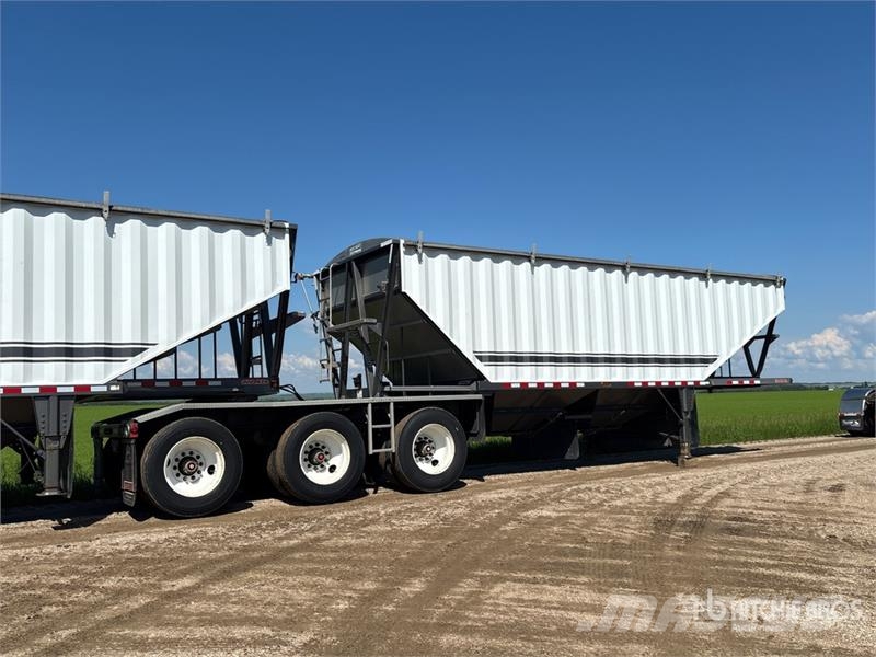 Doepker 29 ft Tri/A Super B-Train Lead Grain Trailer 곡물용 카트