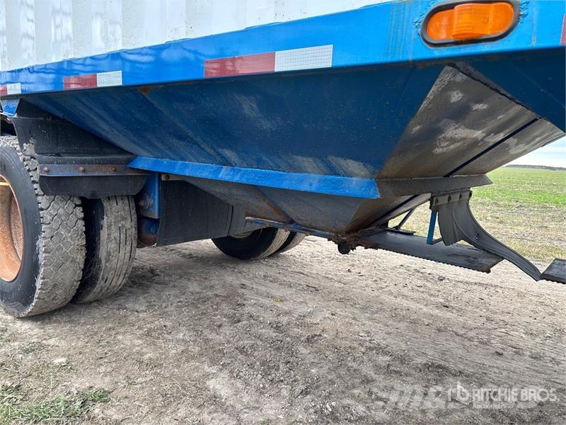 Doepker 30 ft Super B-Train Pup Grain Trailer Viljavankrid