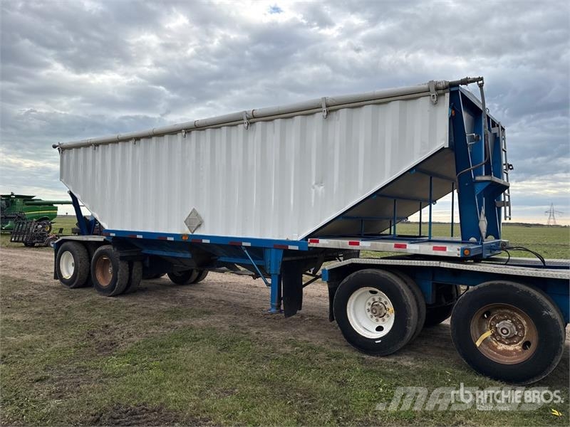 Doepker 30 ft Super B-Train Pup Grain Trailer Viljavankrid