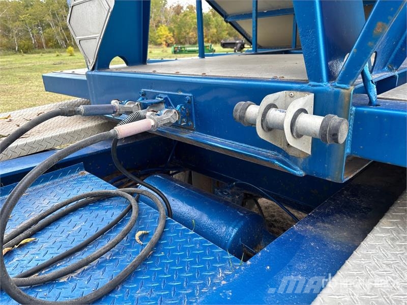 Doepker 30 ft Super B-Train Pup Grain Trailer Viljavankrid