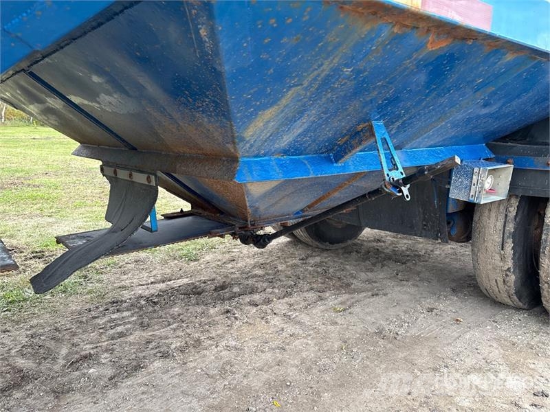 Doepker 30 ft Super B-Train Pup Grain Trailer Viljavankrid