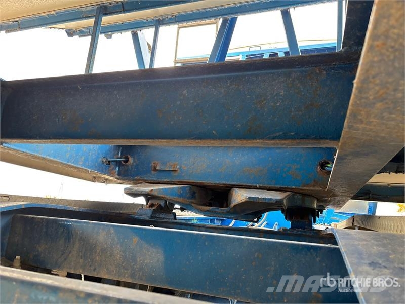 Doepker 30 ft Super B-Train Pup Grain Trailer Viljavankrid