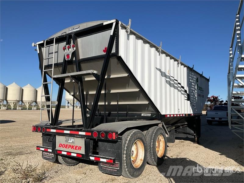Doepker 30 ft T/A Super B-Train Pup Grain Trailer مقطورة حبوب