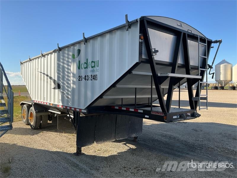 Doepker 30 ft T/A Super B-Train Pup Grain Trailer مقطورة حبوب