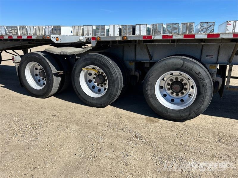 Doepker 32 ft Super B-Train Lead Flatbed Trailer Prikolice platforme/otvoreni sanduk